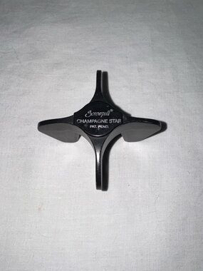 Vintage Screwpull by Le Creuset Champagne Star Black Made in France